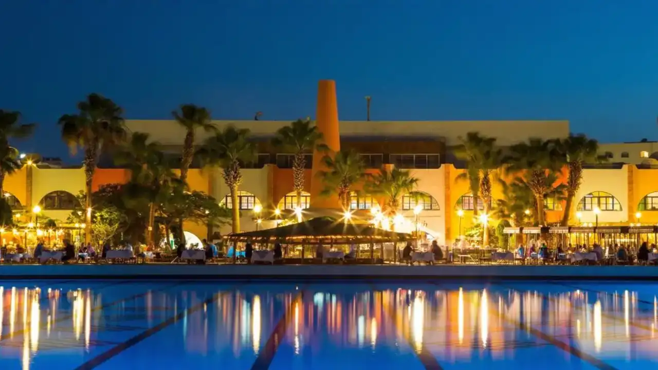 الفندق أرابيا أزور - الغردقة